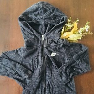 NIKE GIRLS HOODIE WITH ZIPPER